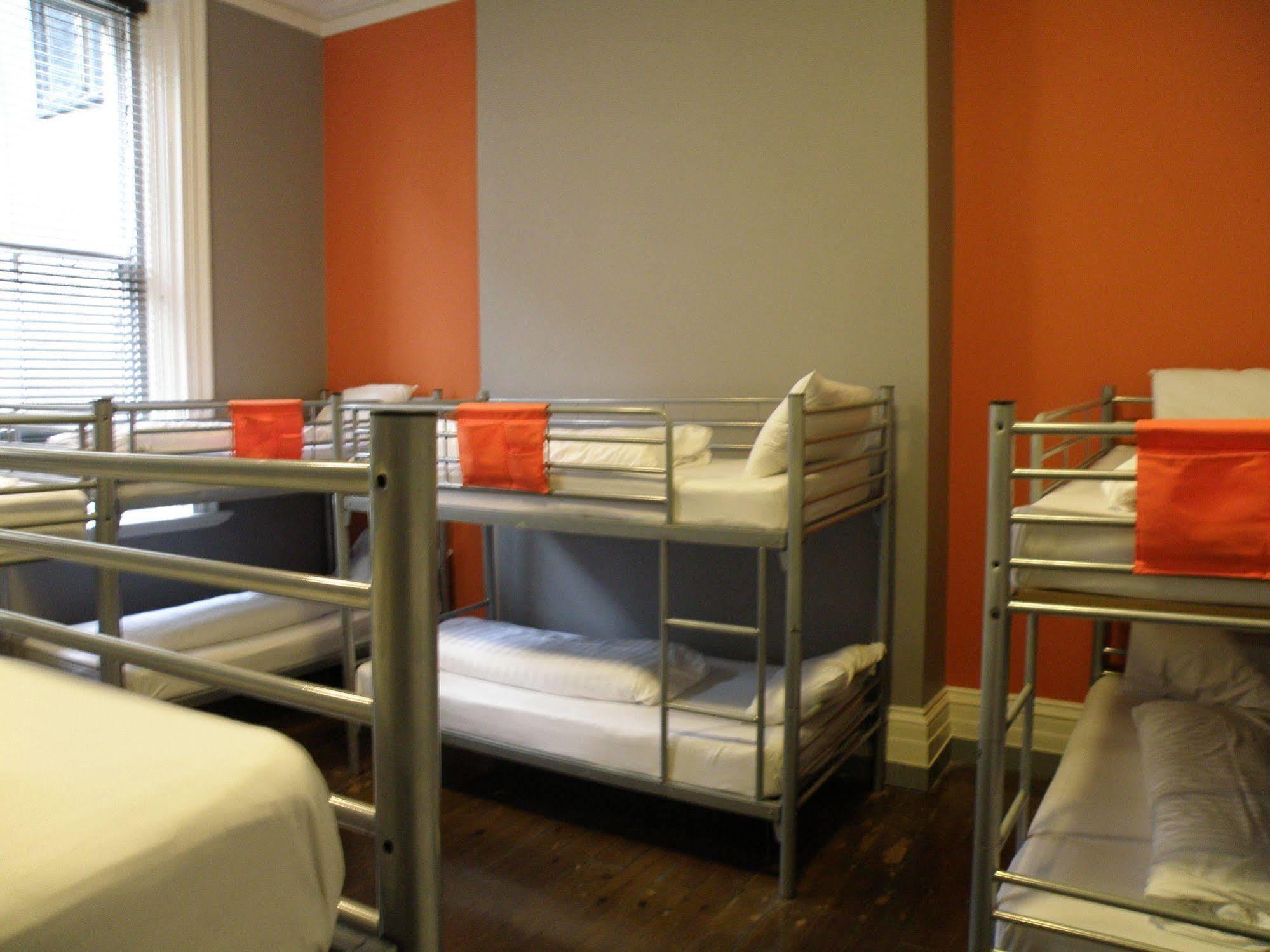 Albatross Hostel Newcastle Upon Tyne Esterno foto