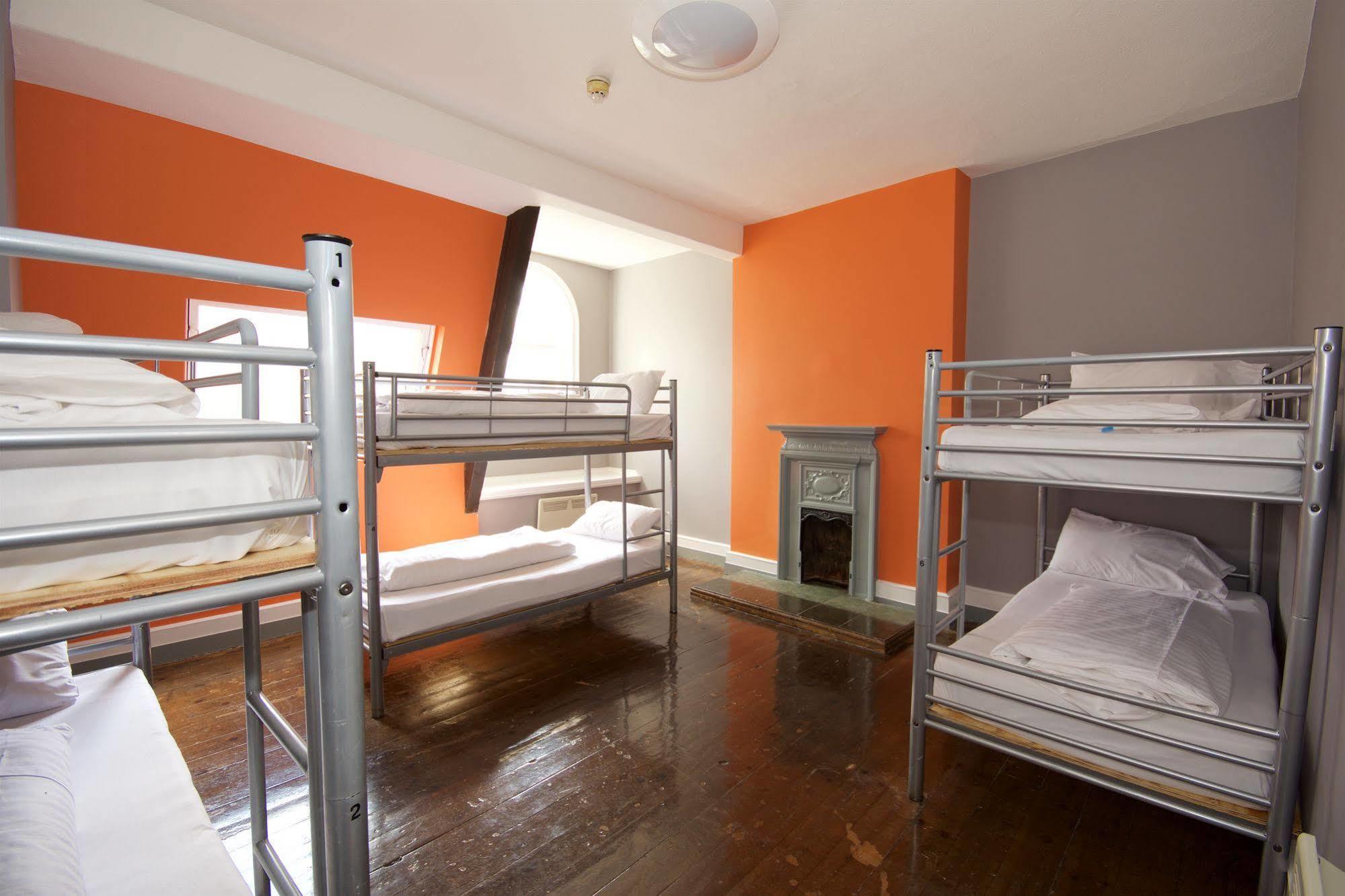 Albatross Hostel Newcastle Upon Tyne Esterno foto